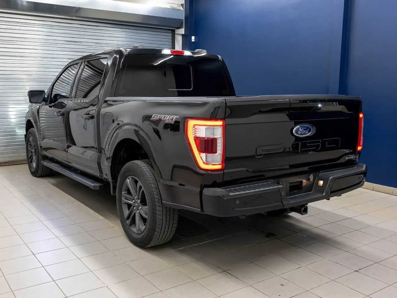 Ford F-150 - Image 8