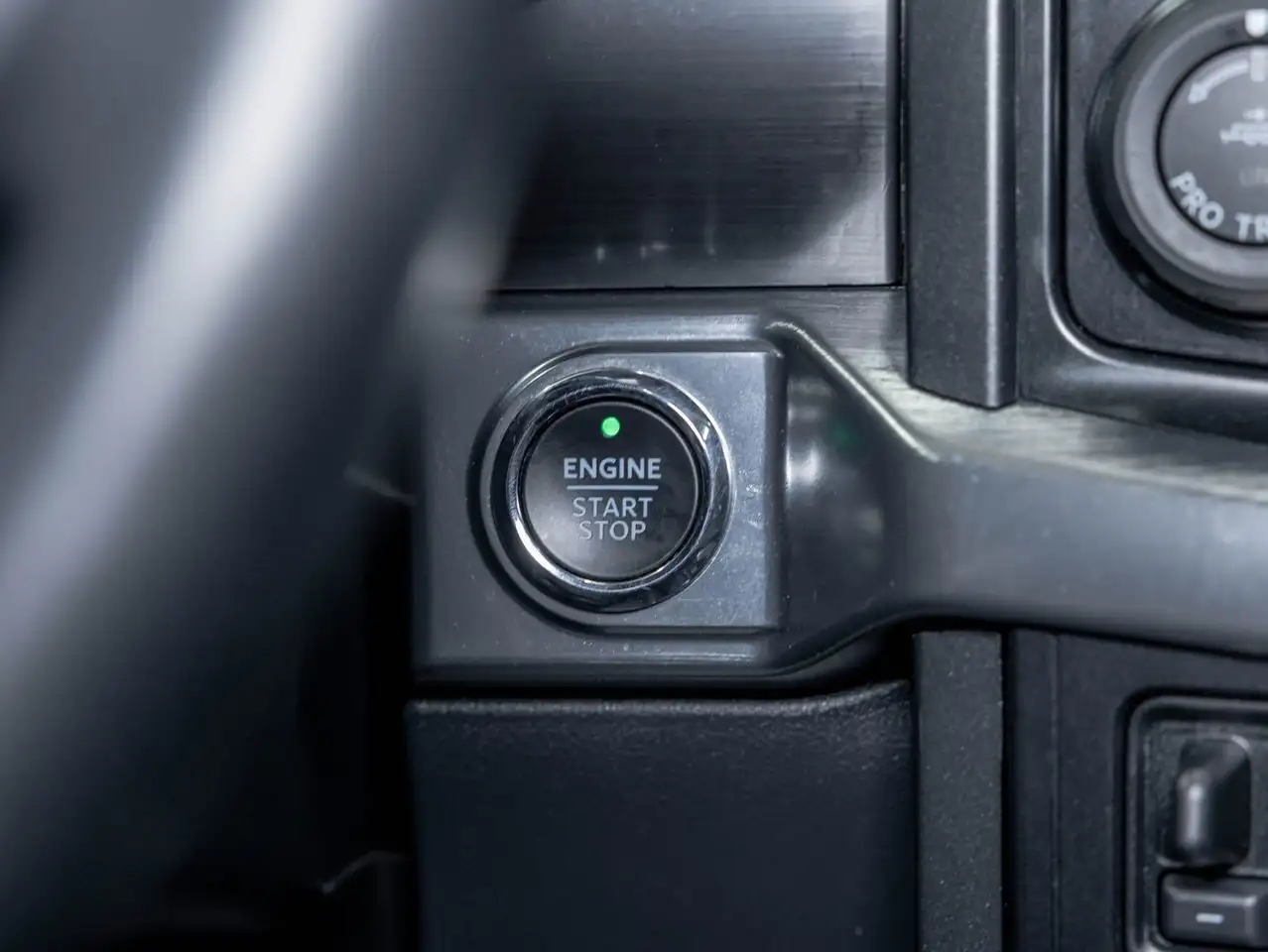 Ford F-150 - Image 28