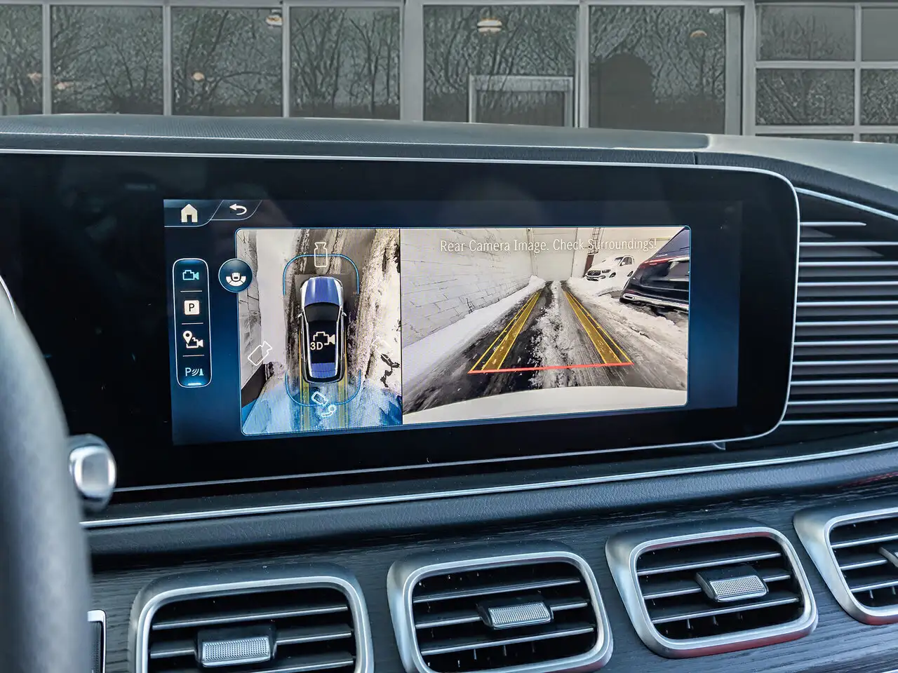 Mercedes-Benz GLE - Image 21
