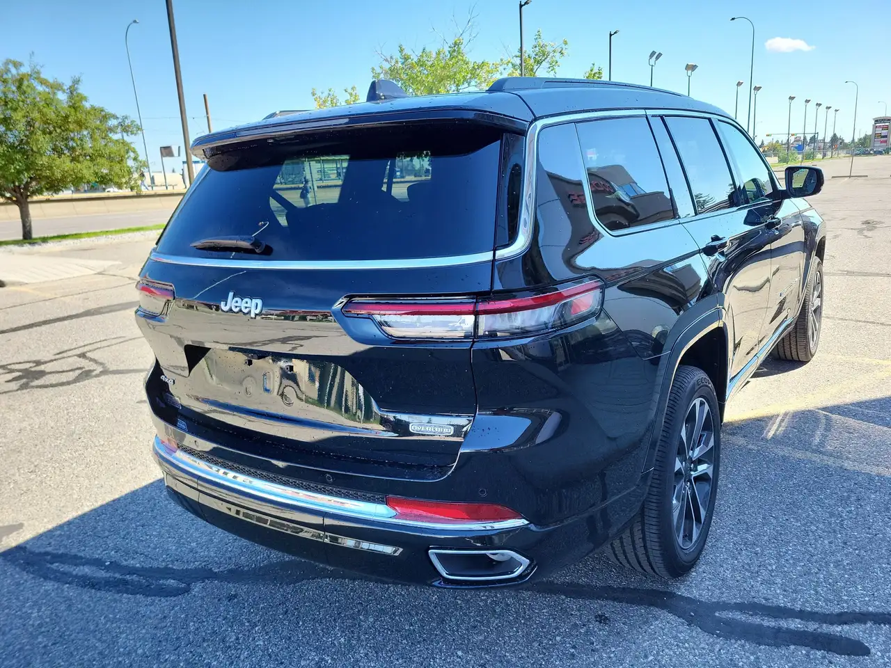 Jeep Grand Cherokee - Image 4