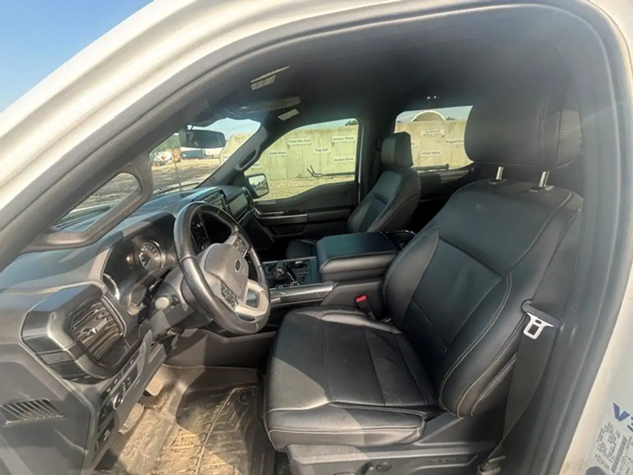 Ford F-150 - Image 8
