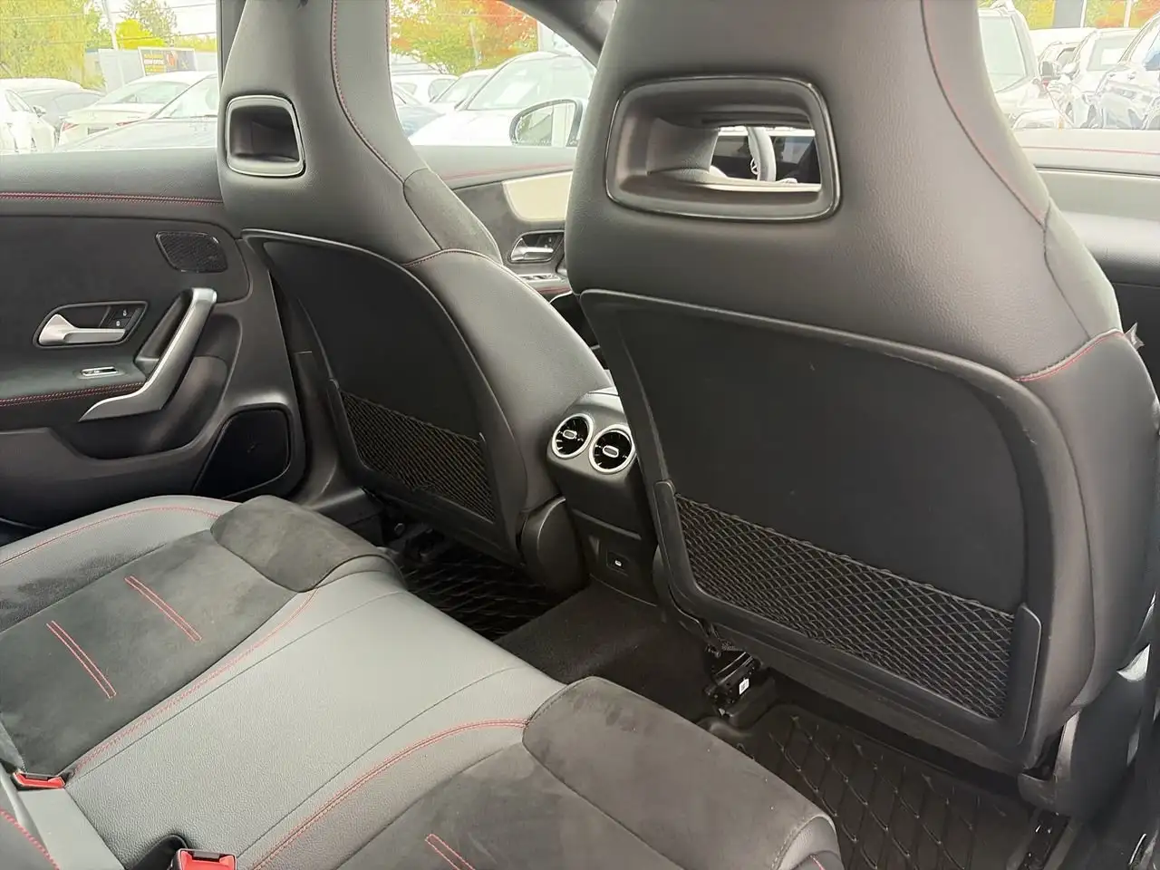 Mercedes-Benz CLA - Image 32