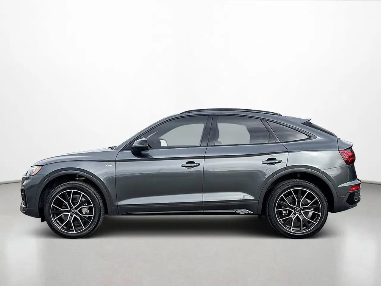 Audi Q5 - Image 2