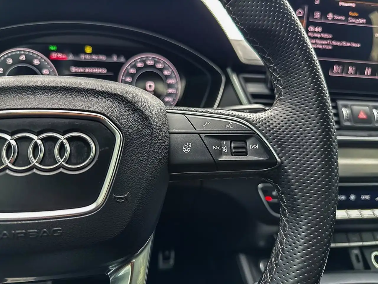 Audi Q5 - Image 20