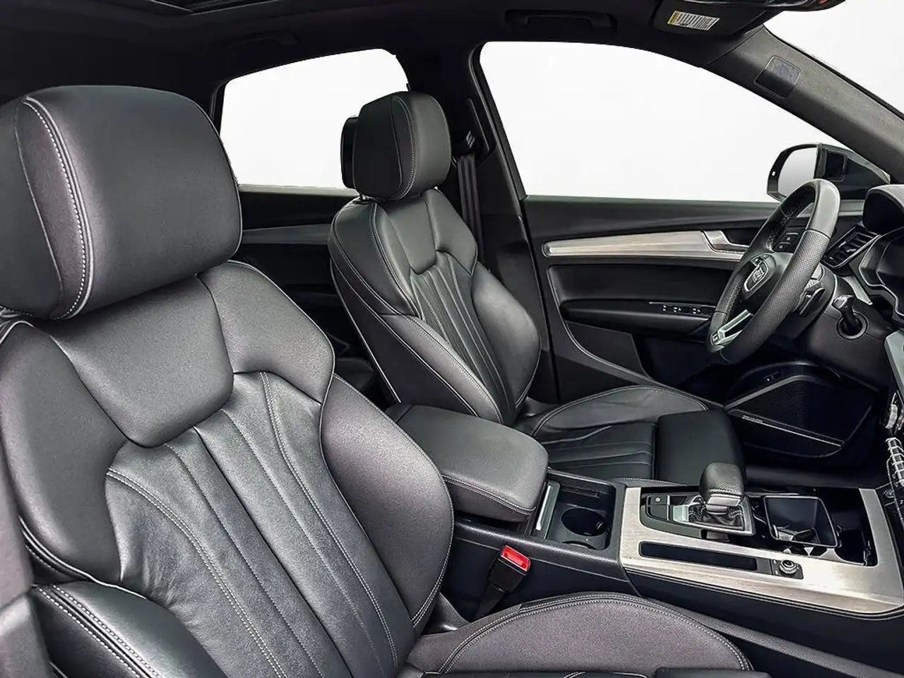 Audi Q5 - Image 26