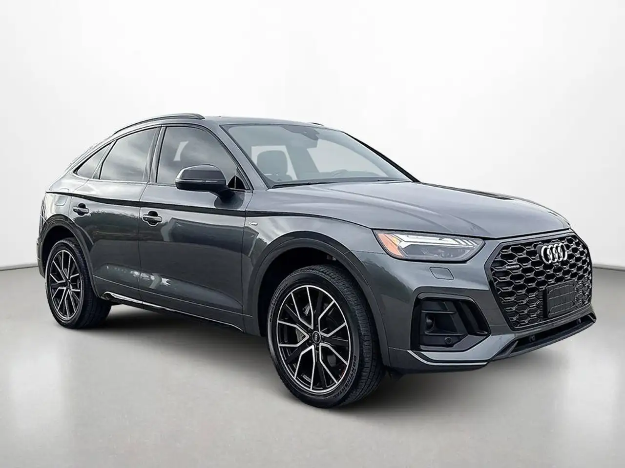 Audi Q5 - Image 8