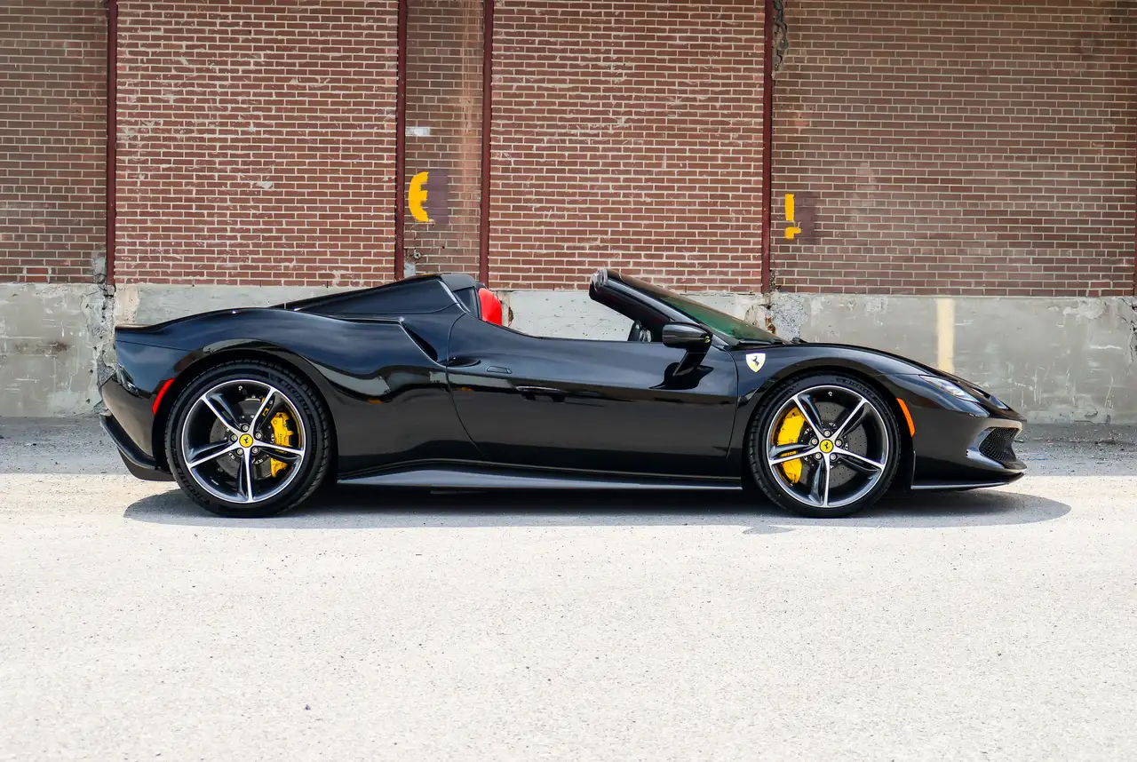 Ferrari 296 GTS - Image 15
