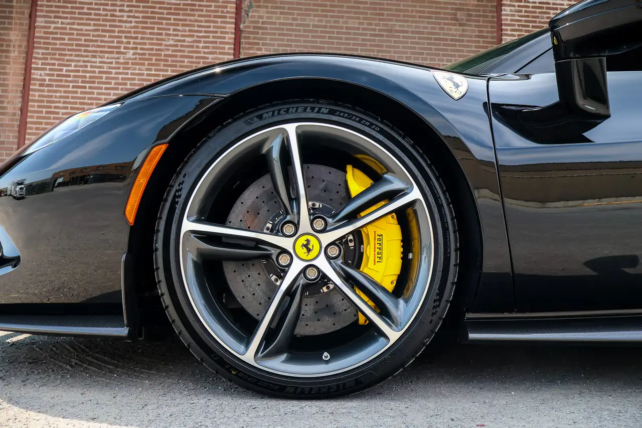 Ferrari 296 GTS - Image 3