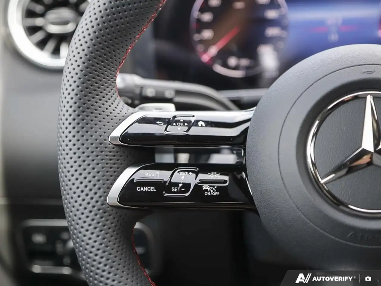 Mercedes-Benz GLA - Image 15