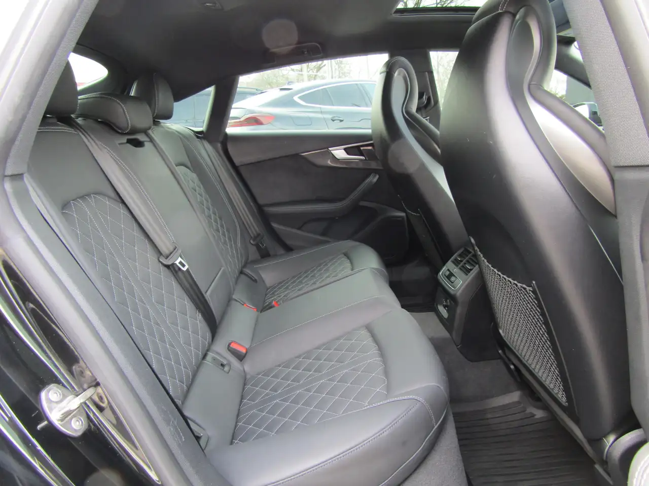 Audi S5 - Image 14
