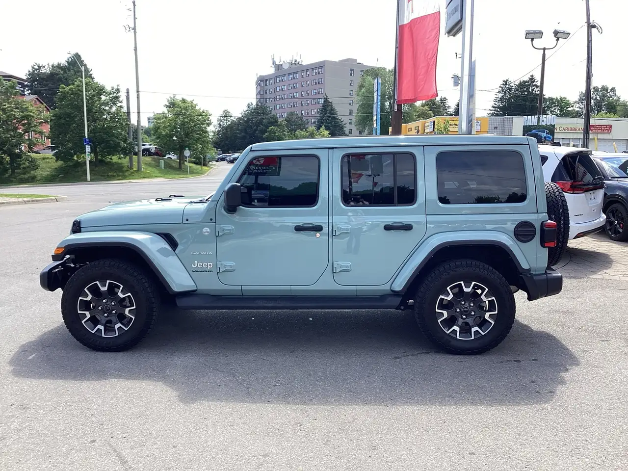 Jeep Wrangler - Image 13