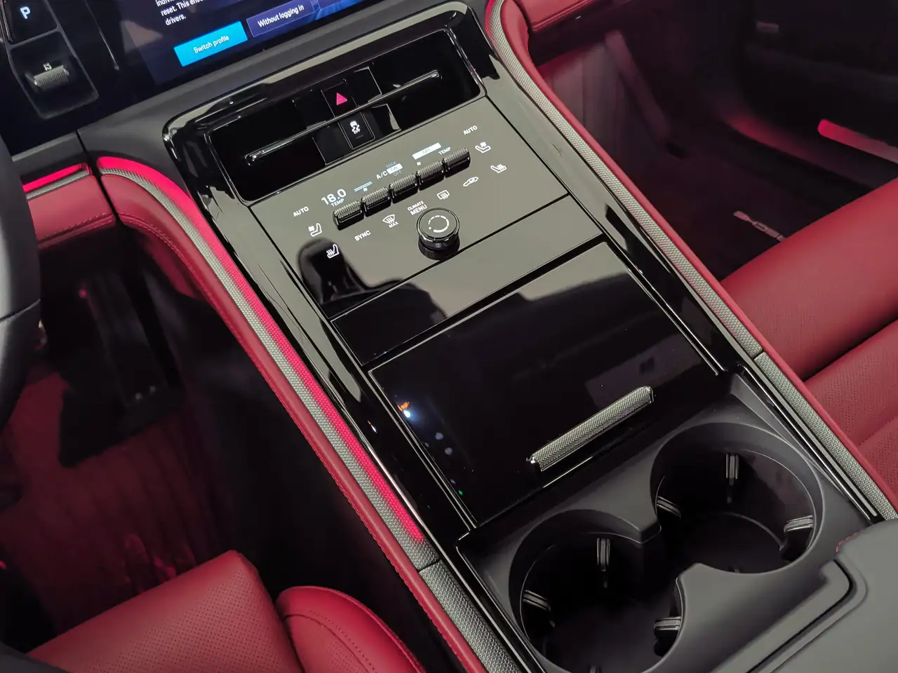 Porsche Panamera - Image 18