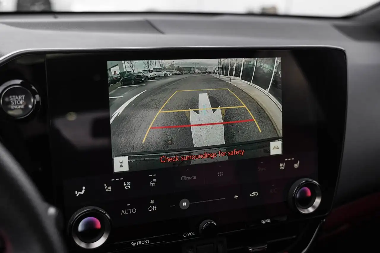 Lexus NX - Image 25