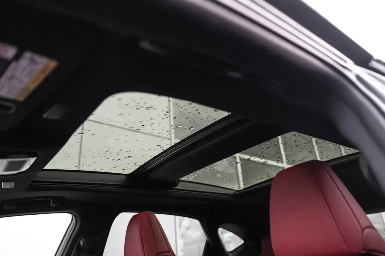 Lexus NX - Image 34
