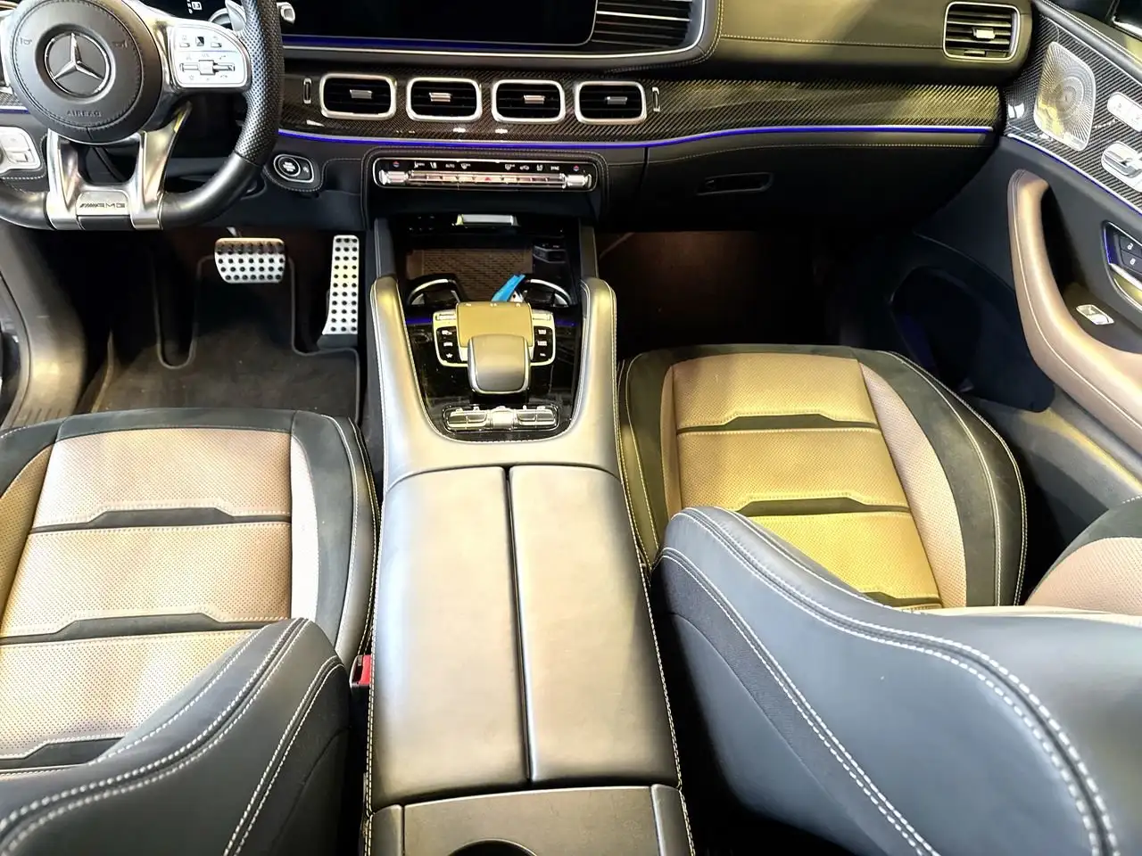 Mercedes-Benz GLS - Image 25