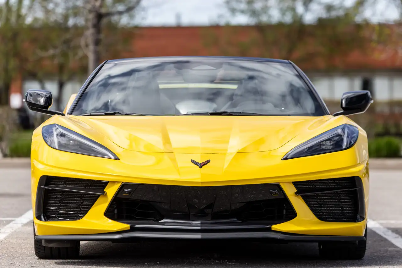Chevrolet Corvette - Image 4
