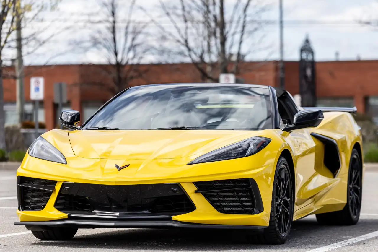 Chevrolet Corvette - Image 3