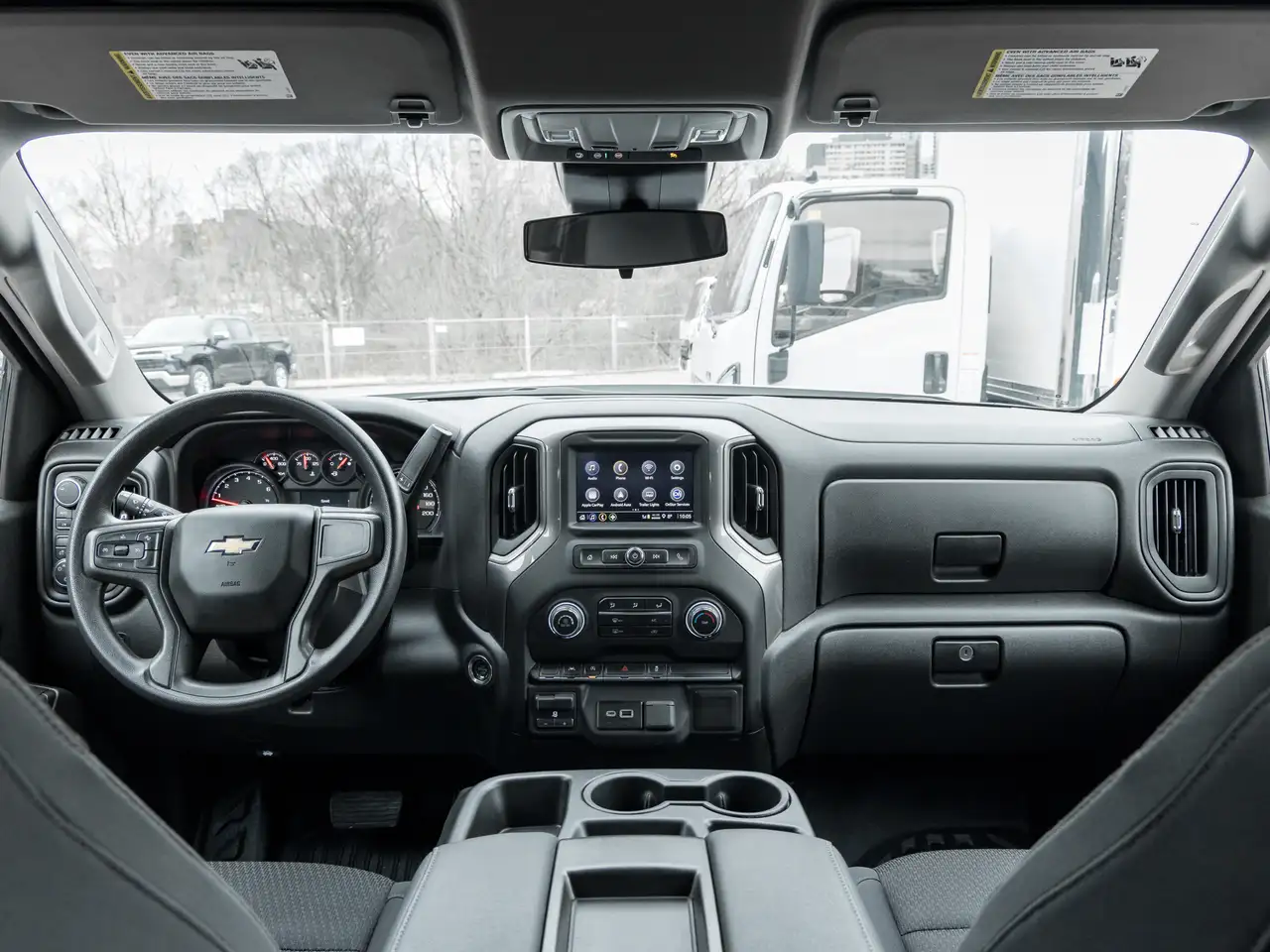 Chevrolet Silverado 1500 - Image 15
