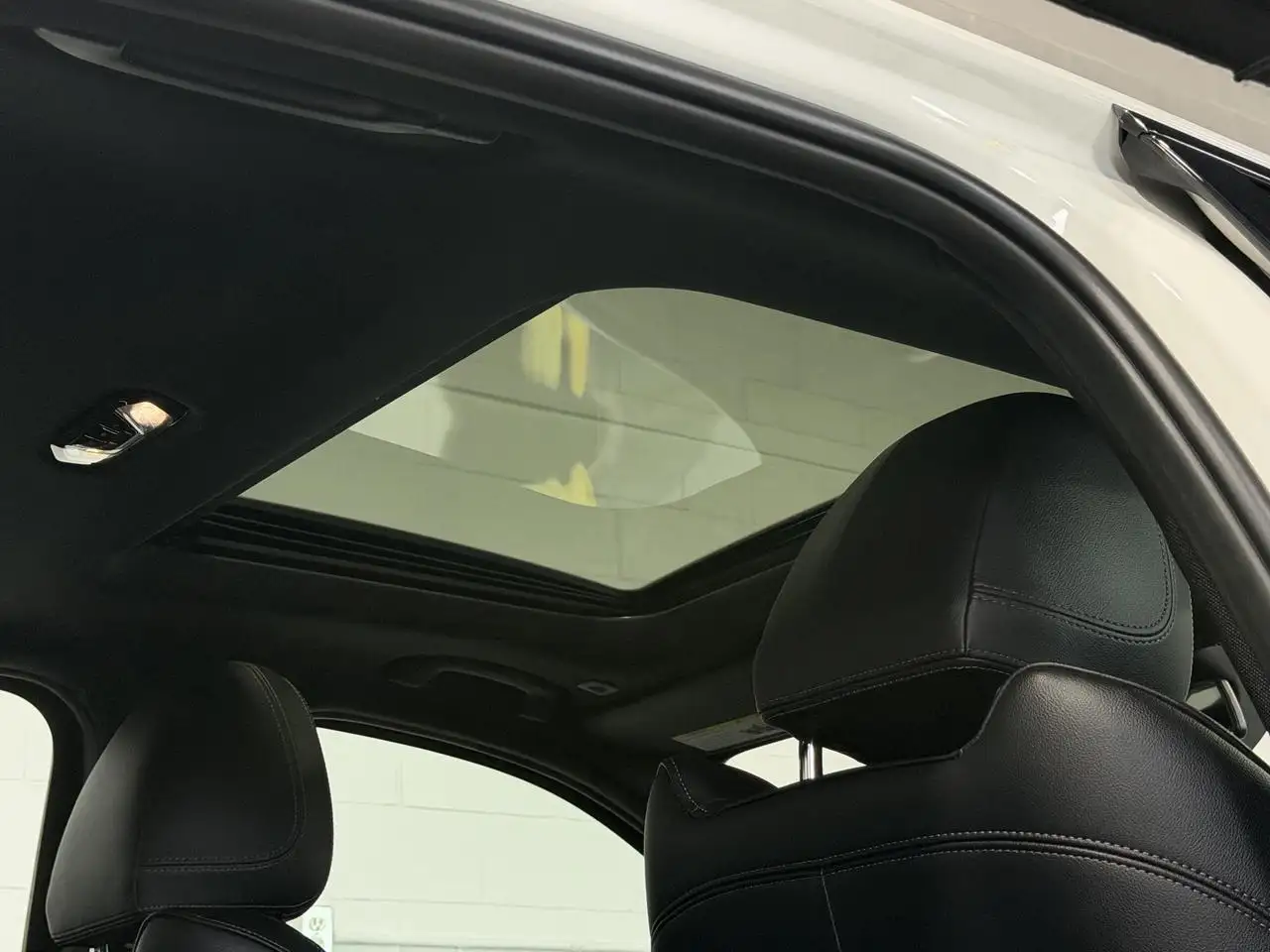 BMW 3 Series - Image 14