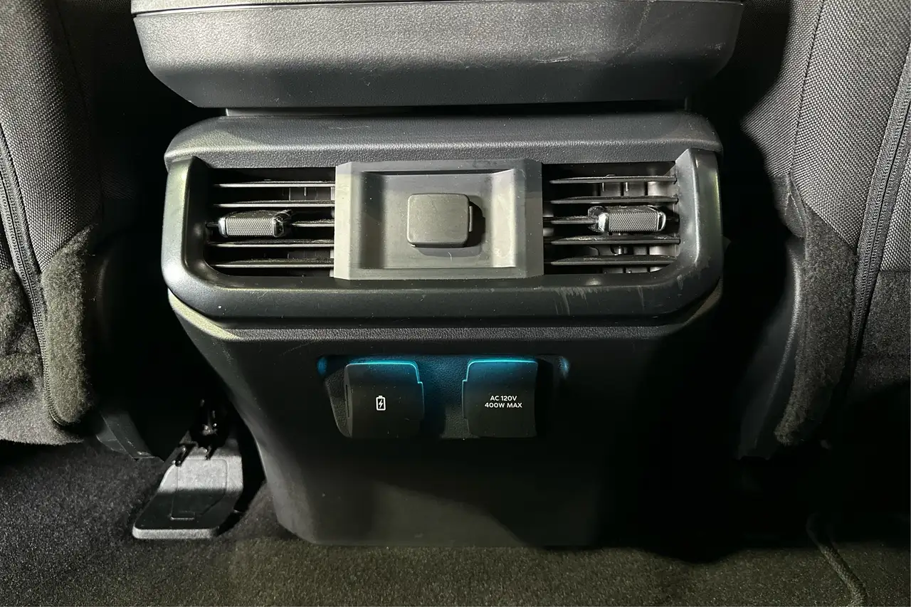 Ford F-150 - Image 21