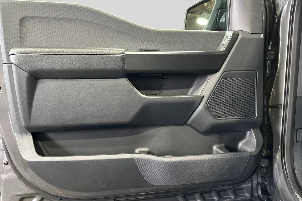 Ford F-150 - Image 20