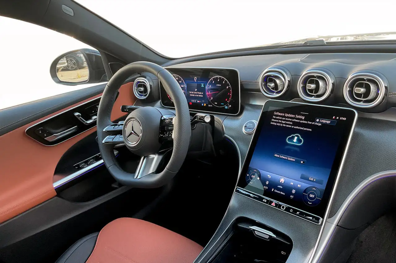 Mercedes-Benz C-Class - Image 8