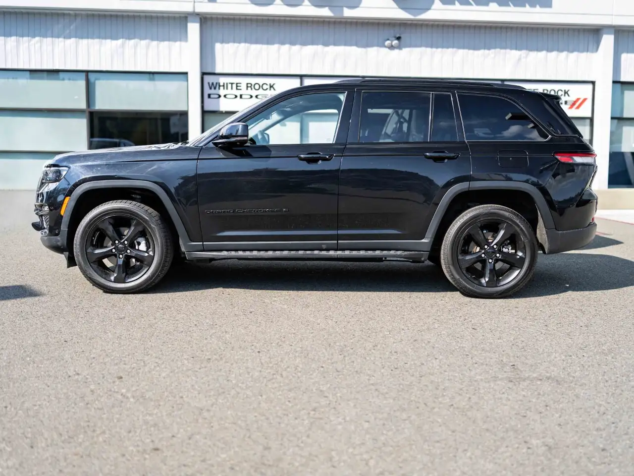 Jeep Grand Cherokee - Image 3