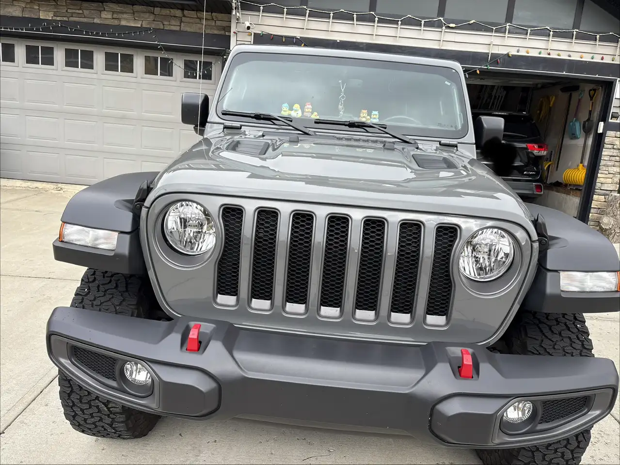 Jeep Wrangler - Image 2