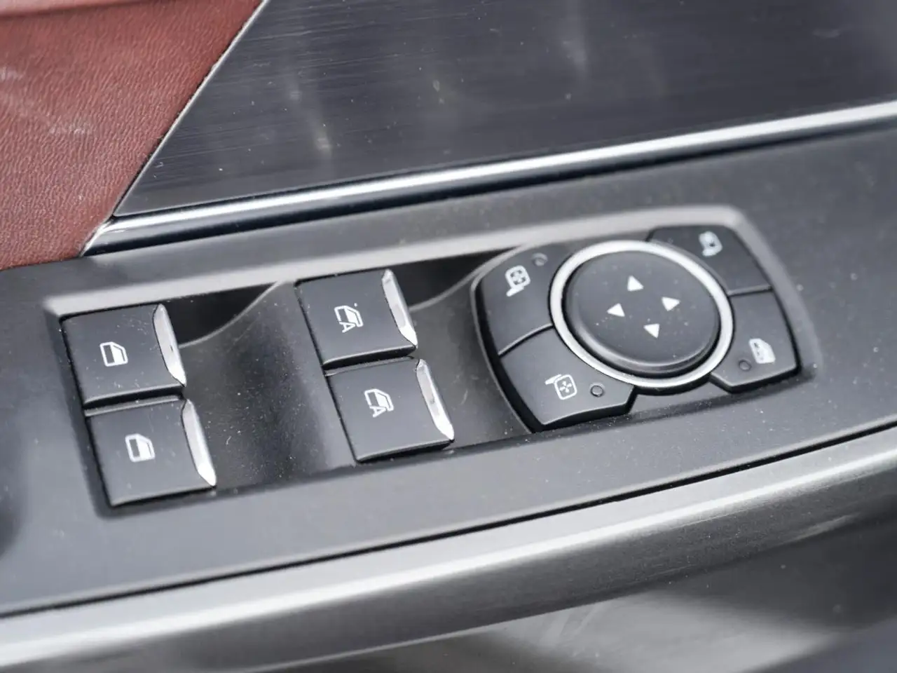 Ford F-150 - Image 16