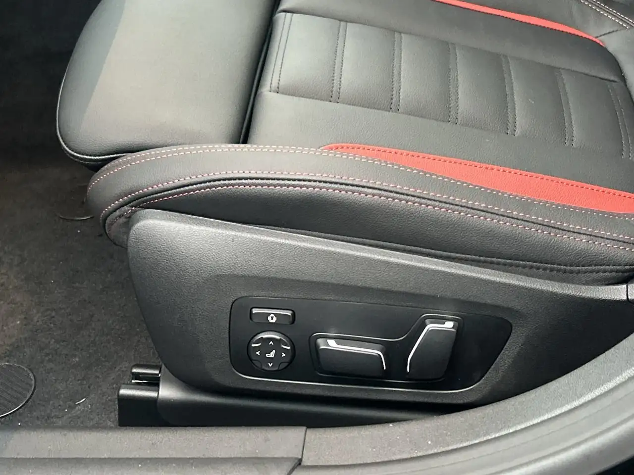 BMW 4 Series - Image 20
