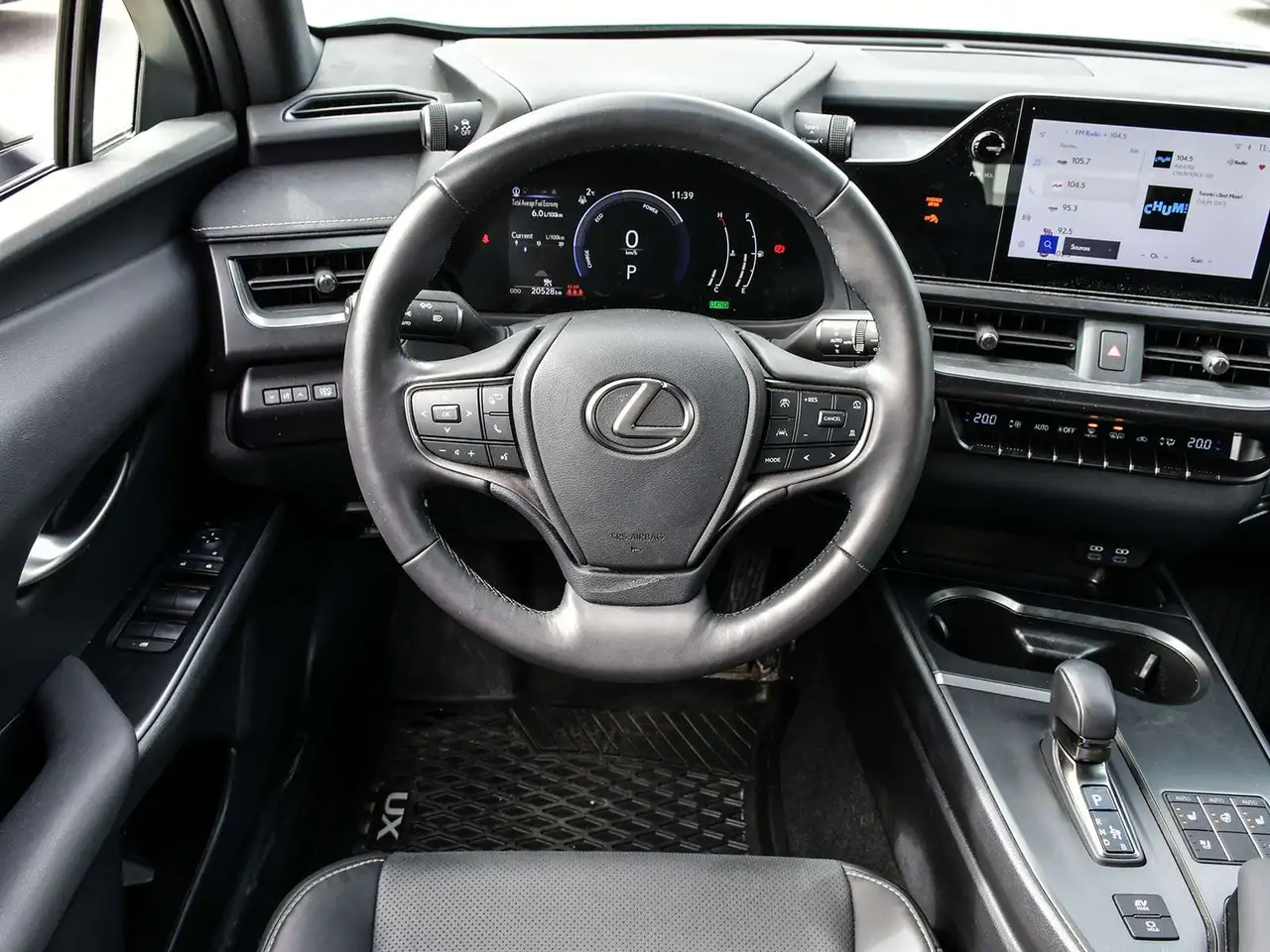 Lexus UX - Image 18