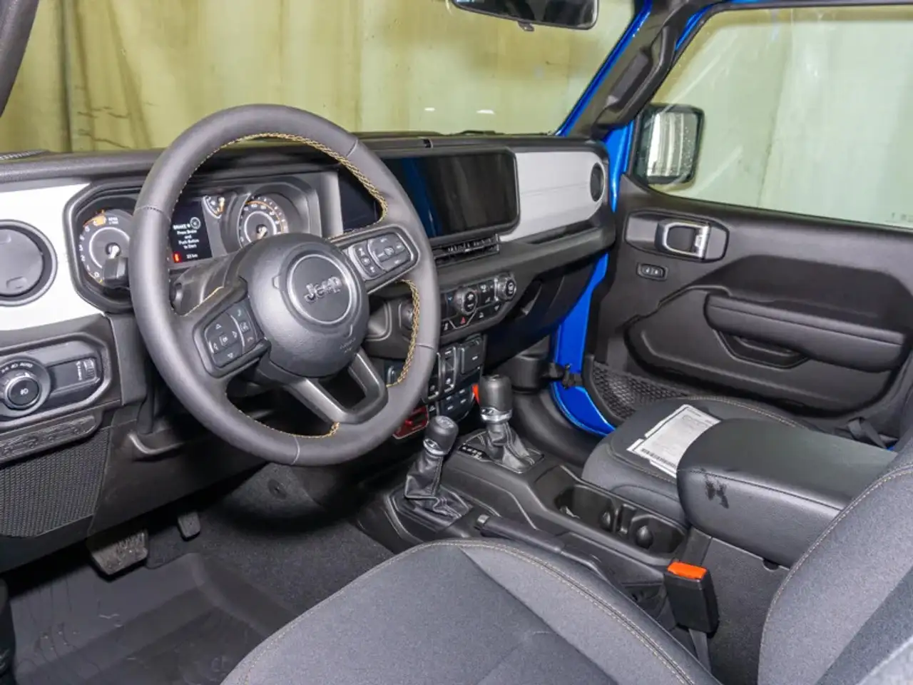Jeep Wrangler - Image 9