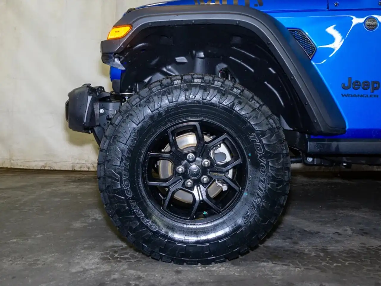 Jeep Wrangler - Image 25