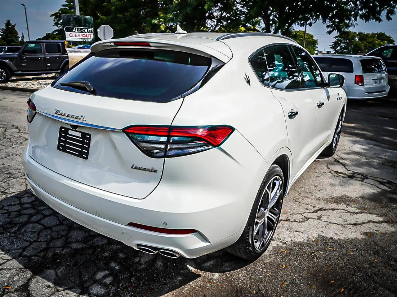 Maserati Levante - Image 9