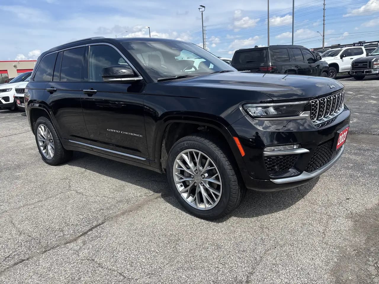 Jeep Grand Cherokee - Image 3
