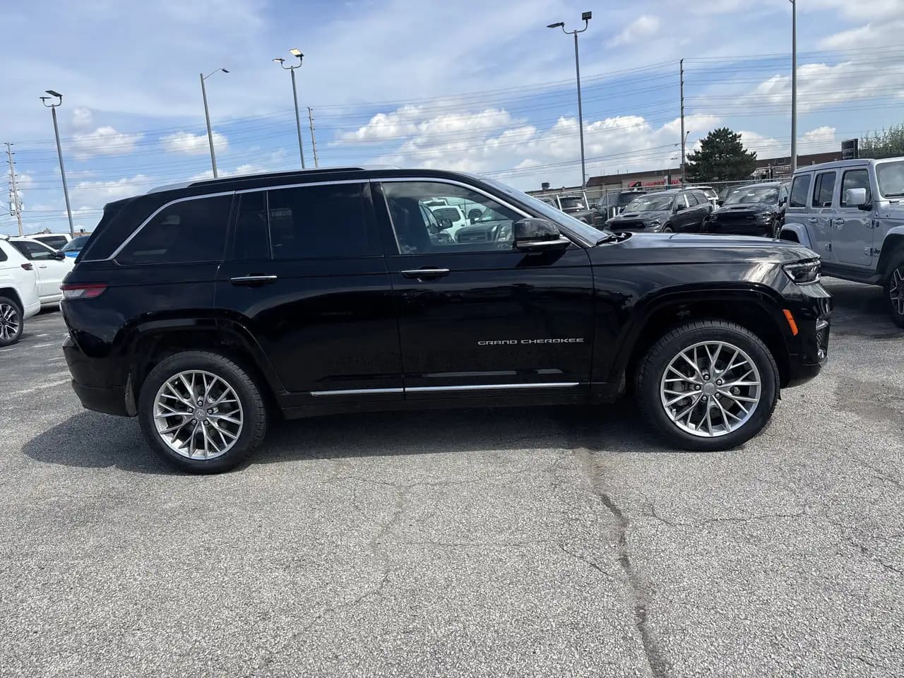 Jeep Grand Cherokee - Image 4