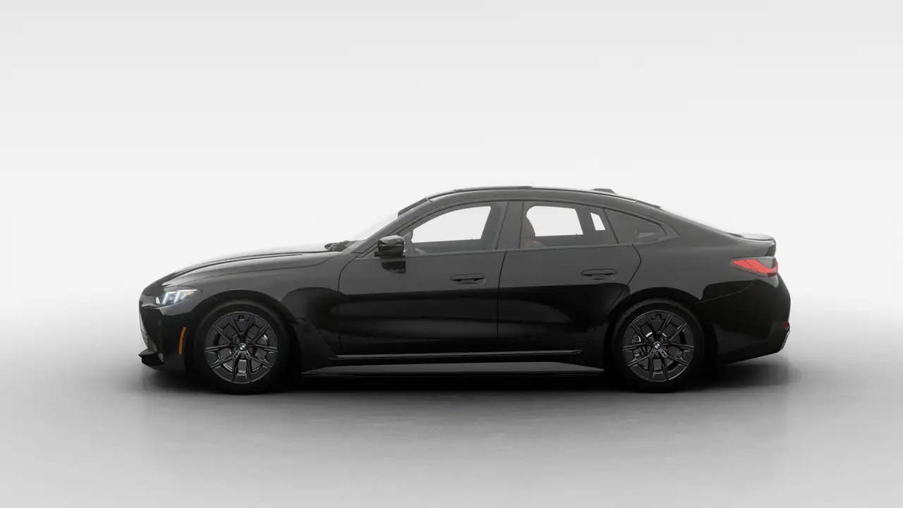 BMW i4 - Image 7