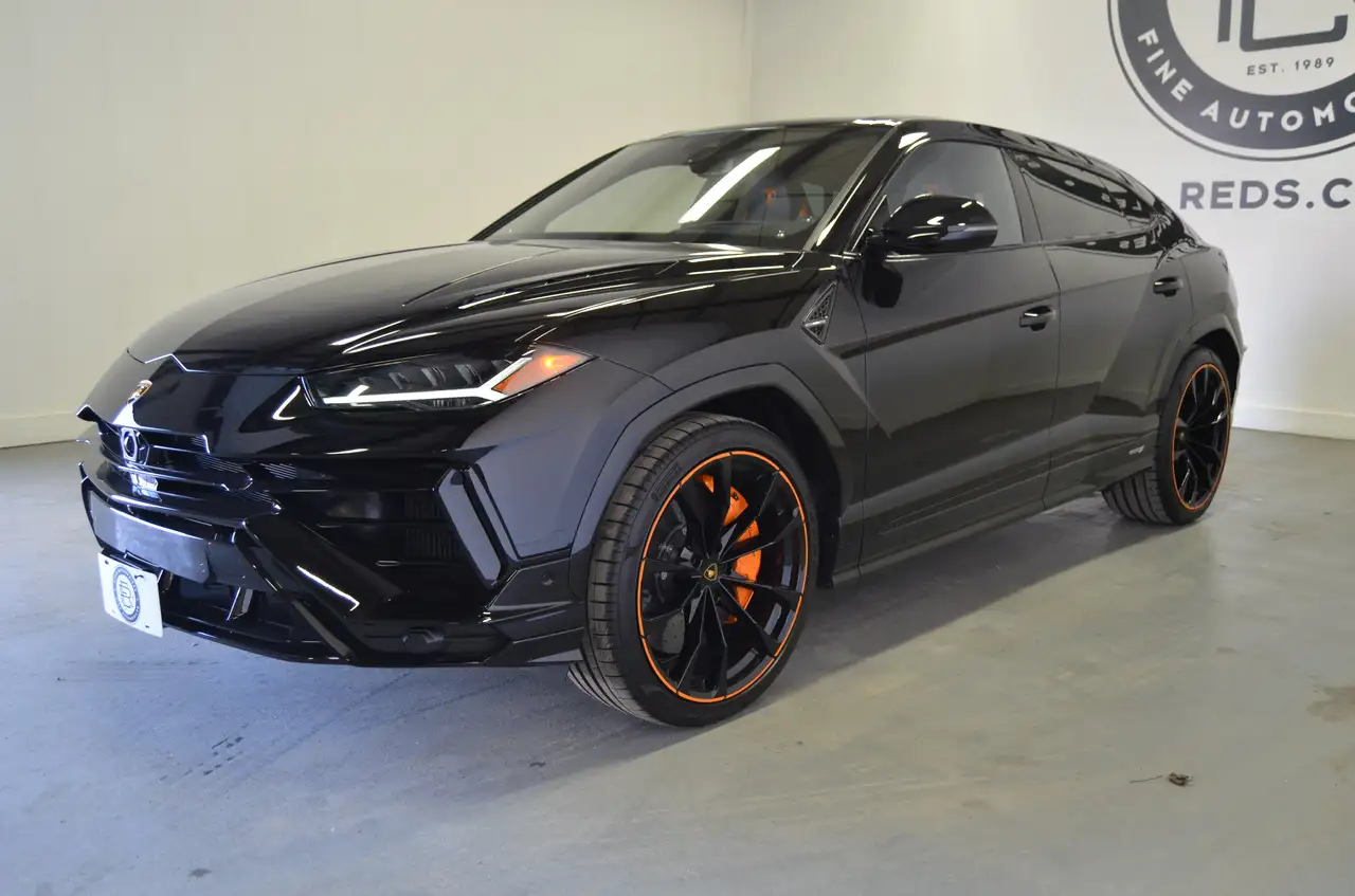 Lamborghini Urus - Image 3