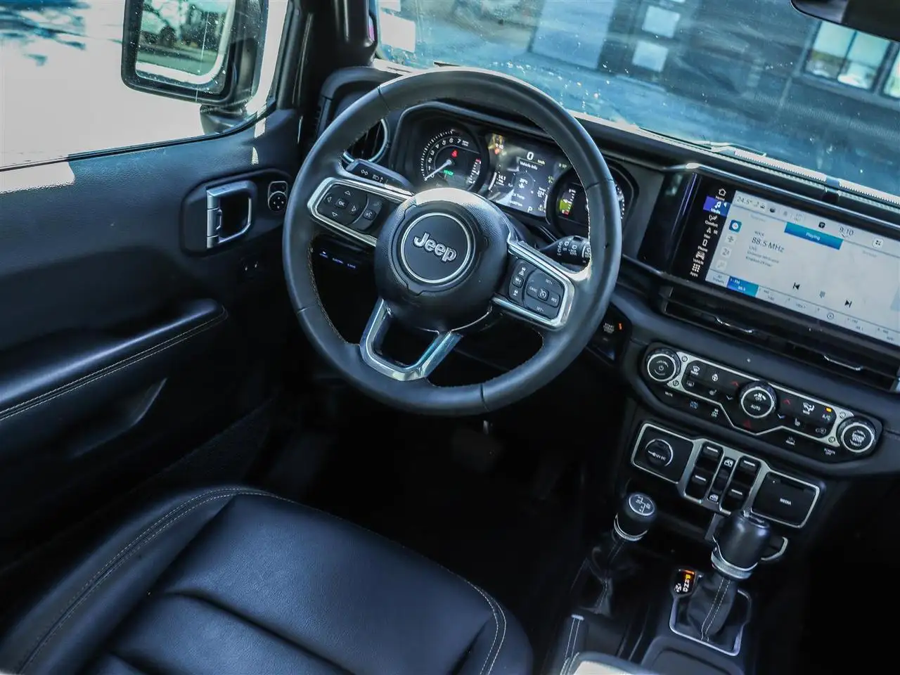 Jeep Wrangler - Image 24