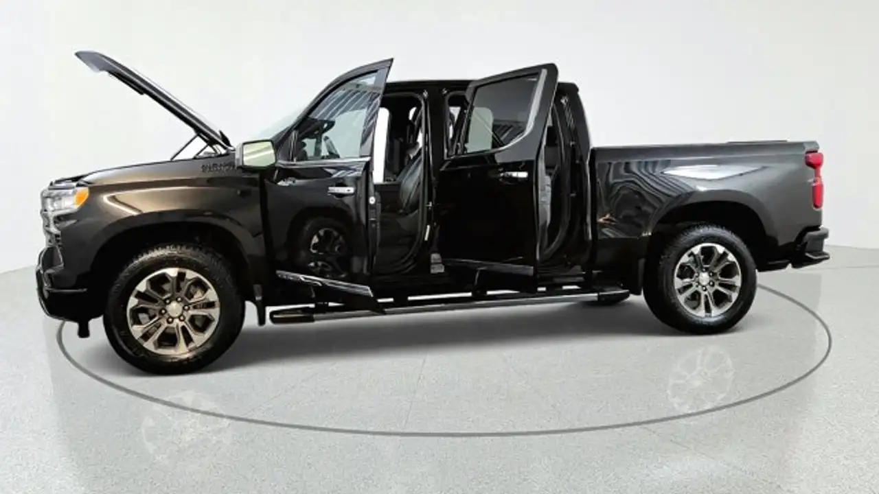 Chevrolet Silverado 1500 - Image 11