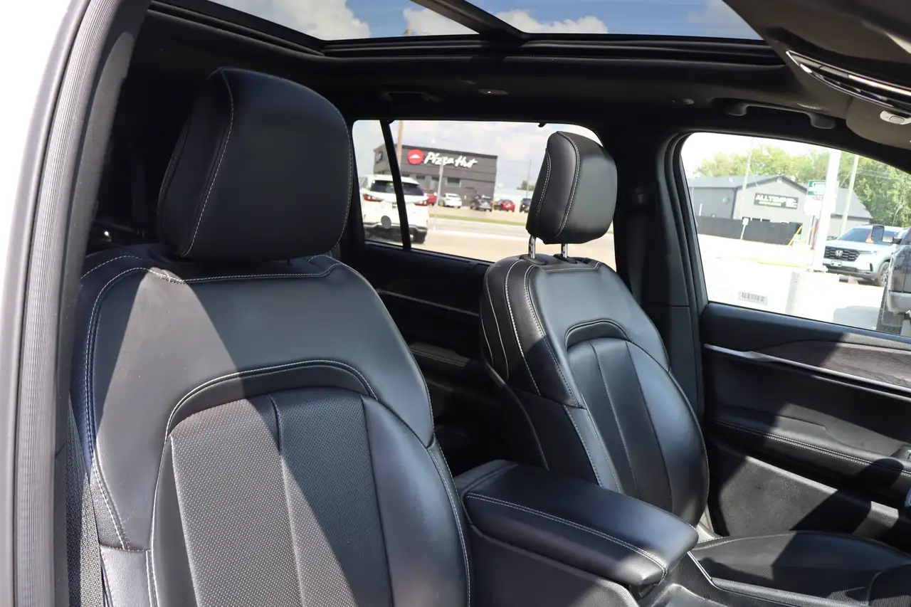 Jeep Grand Cherokee - Image 36