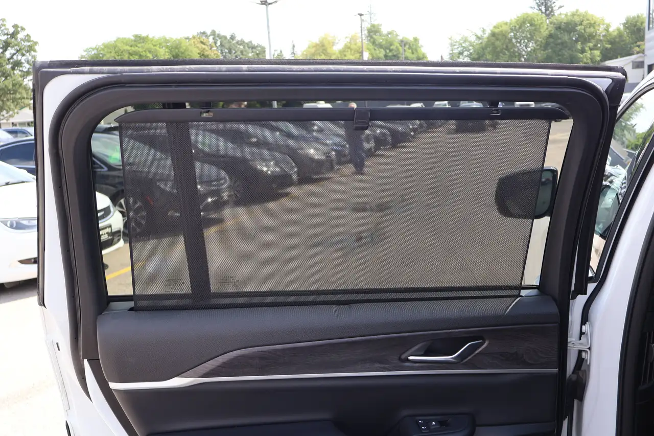Jeep Grand Cherokee - Image 28
