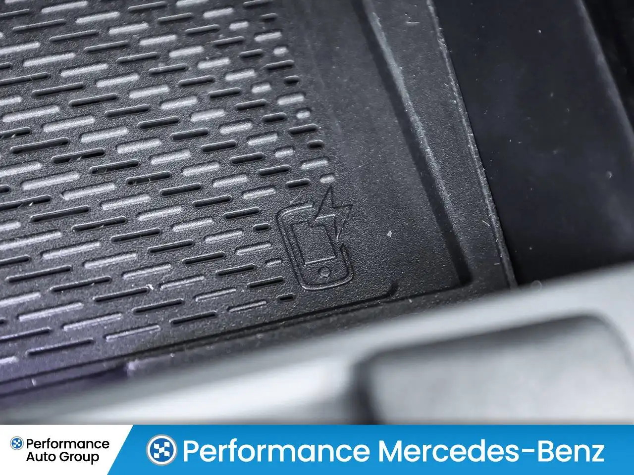 Mercedes-Benz GLB - Image 25