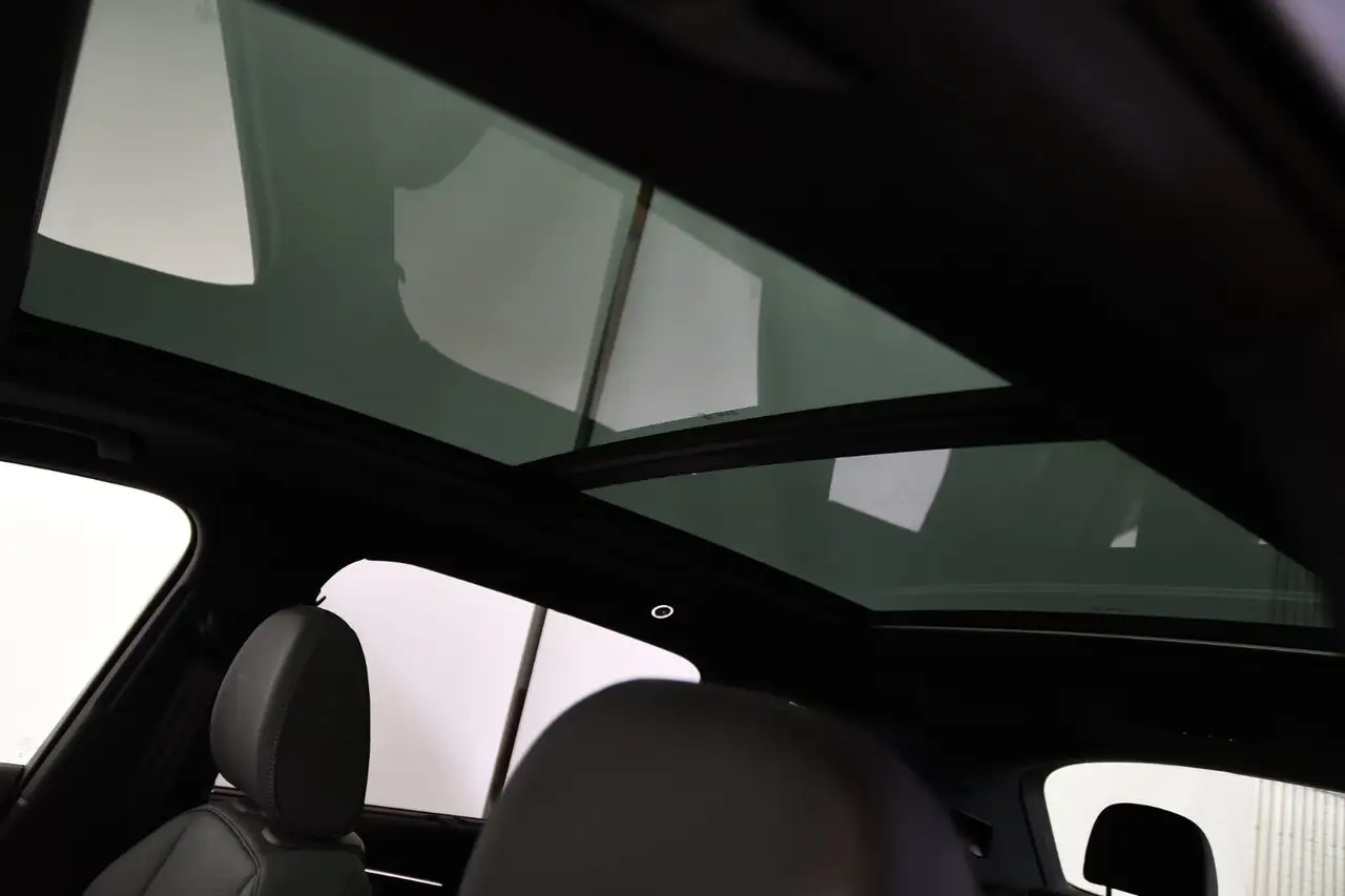 Audi Q7 - Image 18