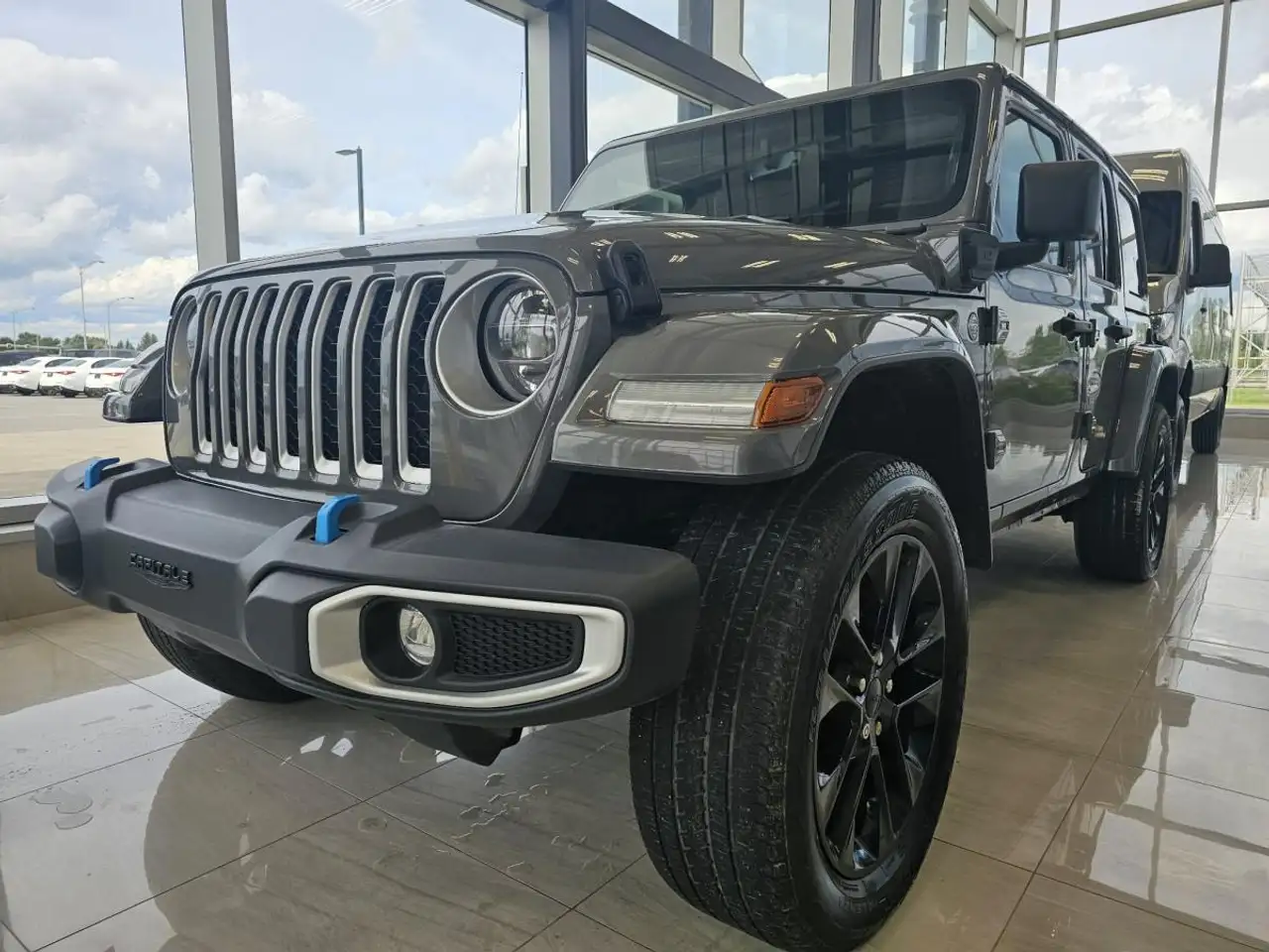 Jeep Wrangler - Image 4