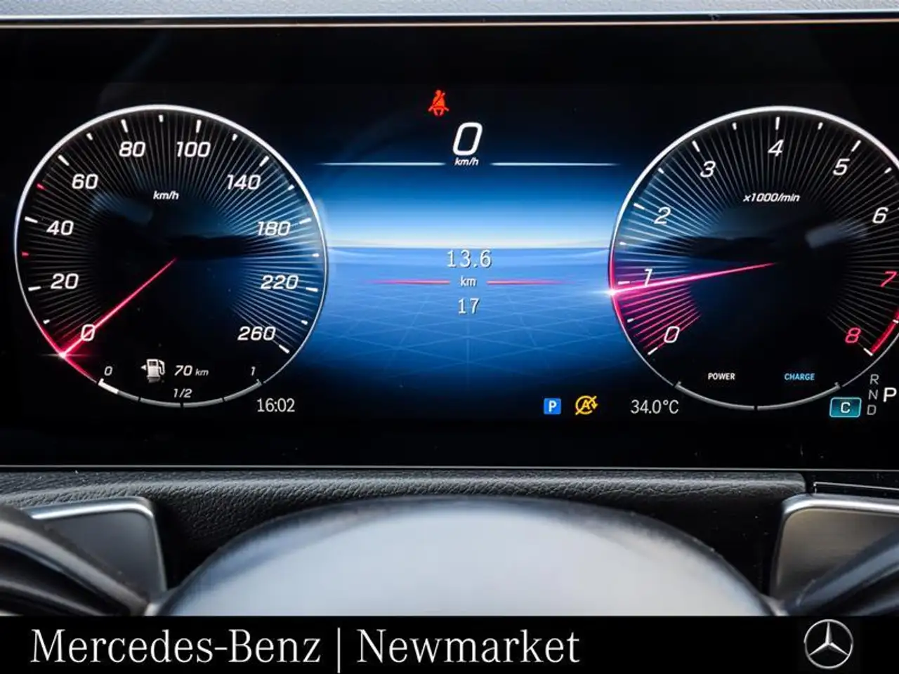 Mercedes-Benz GLB - Image 20