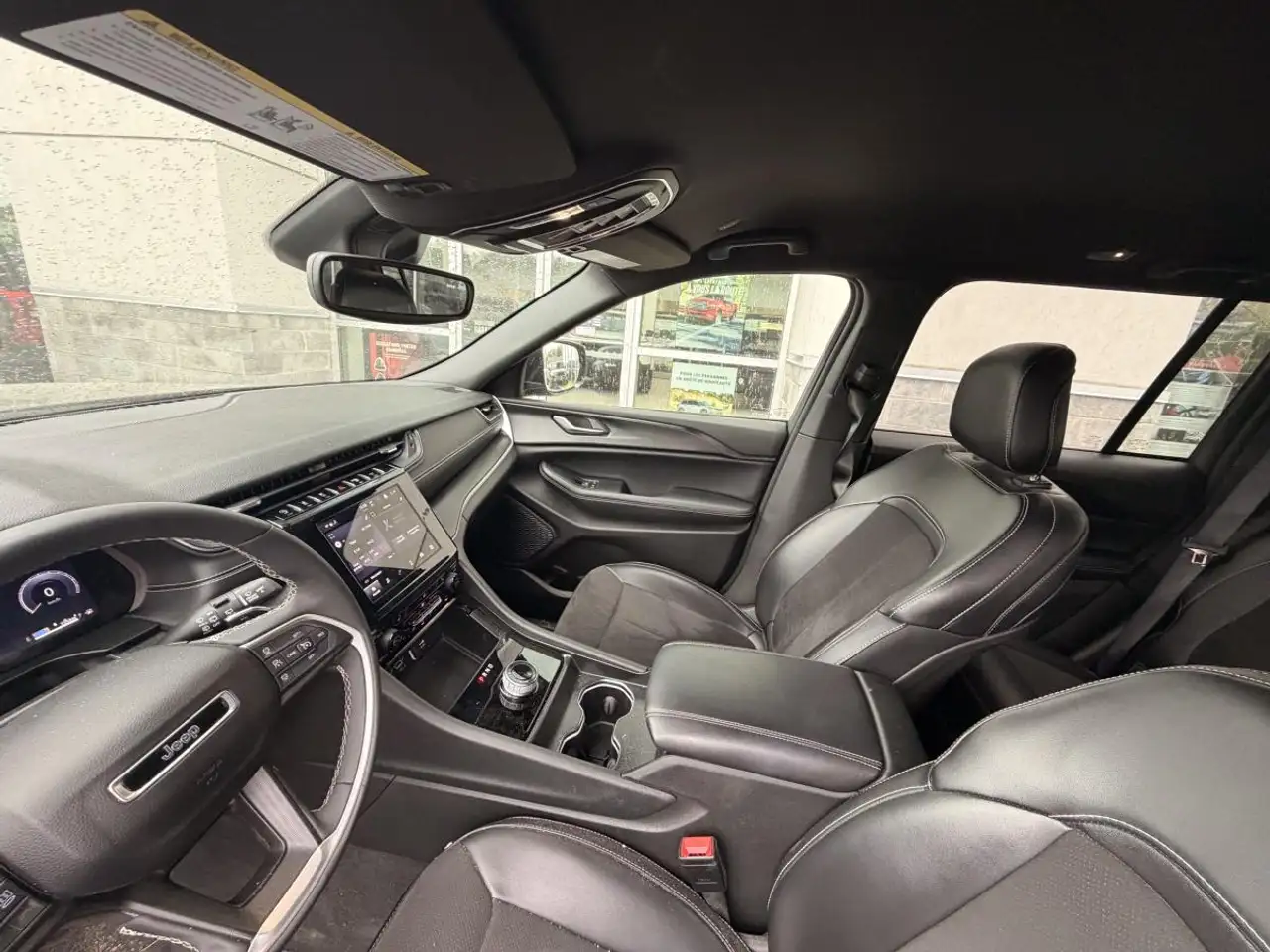 Jeep Grand Cherokee - Image 5