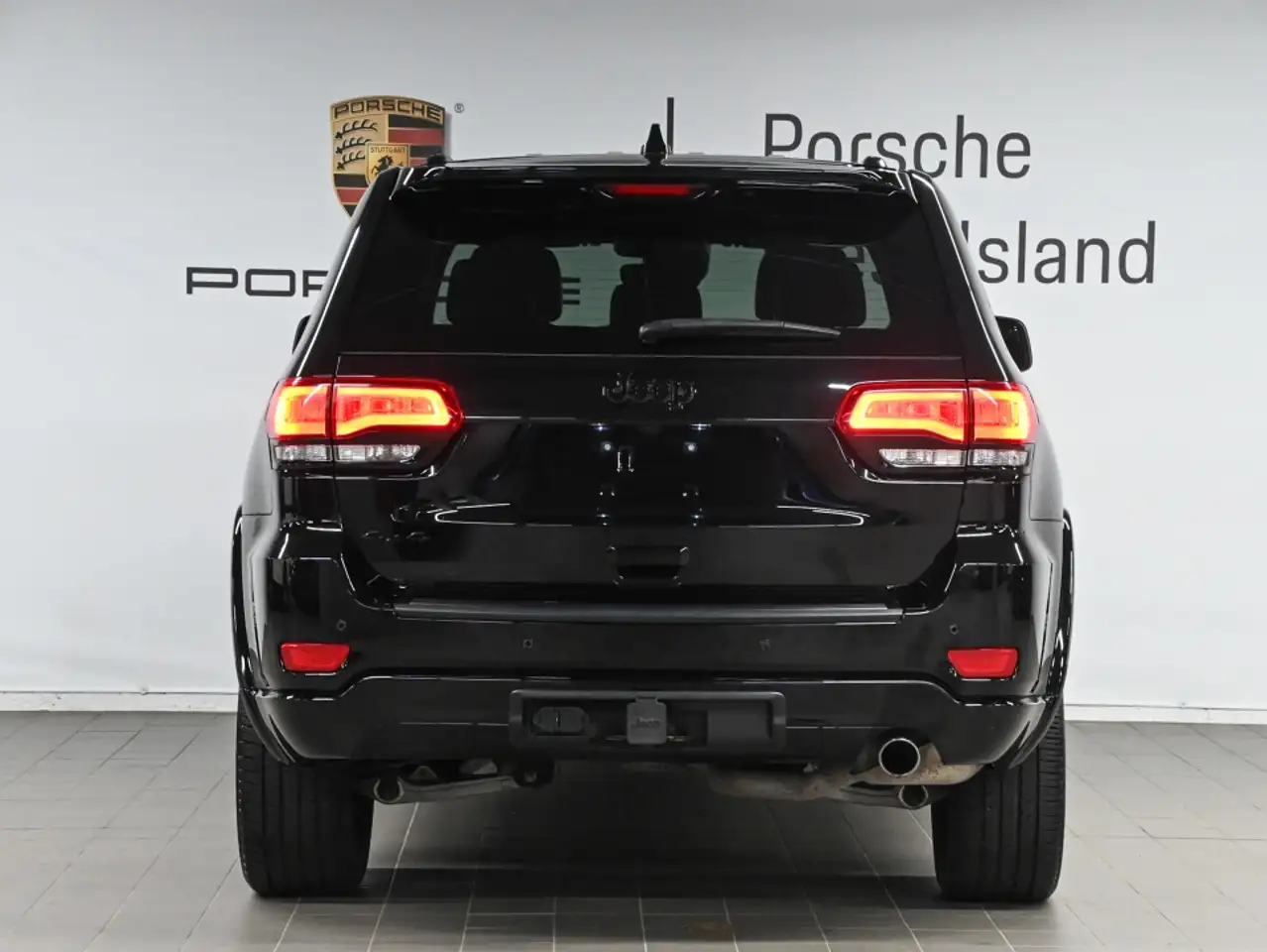 Jeep Grand Cherokee - Image 3