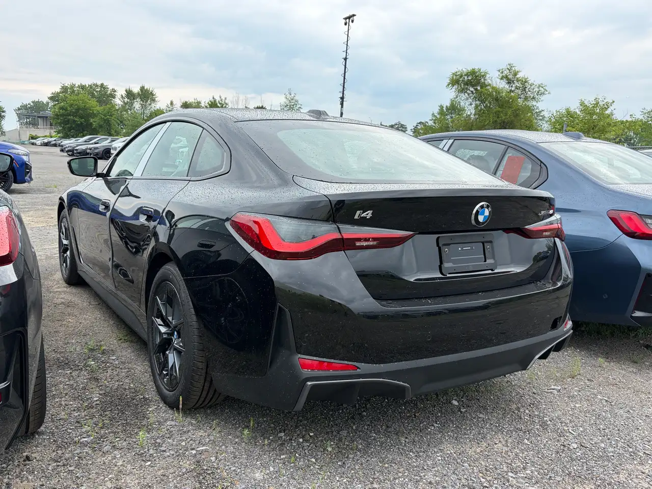 BMW i4 - Image 4