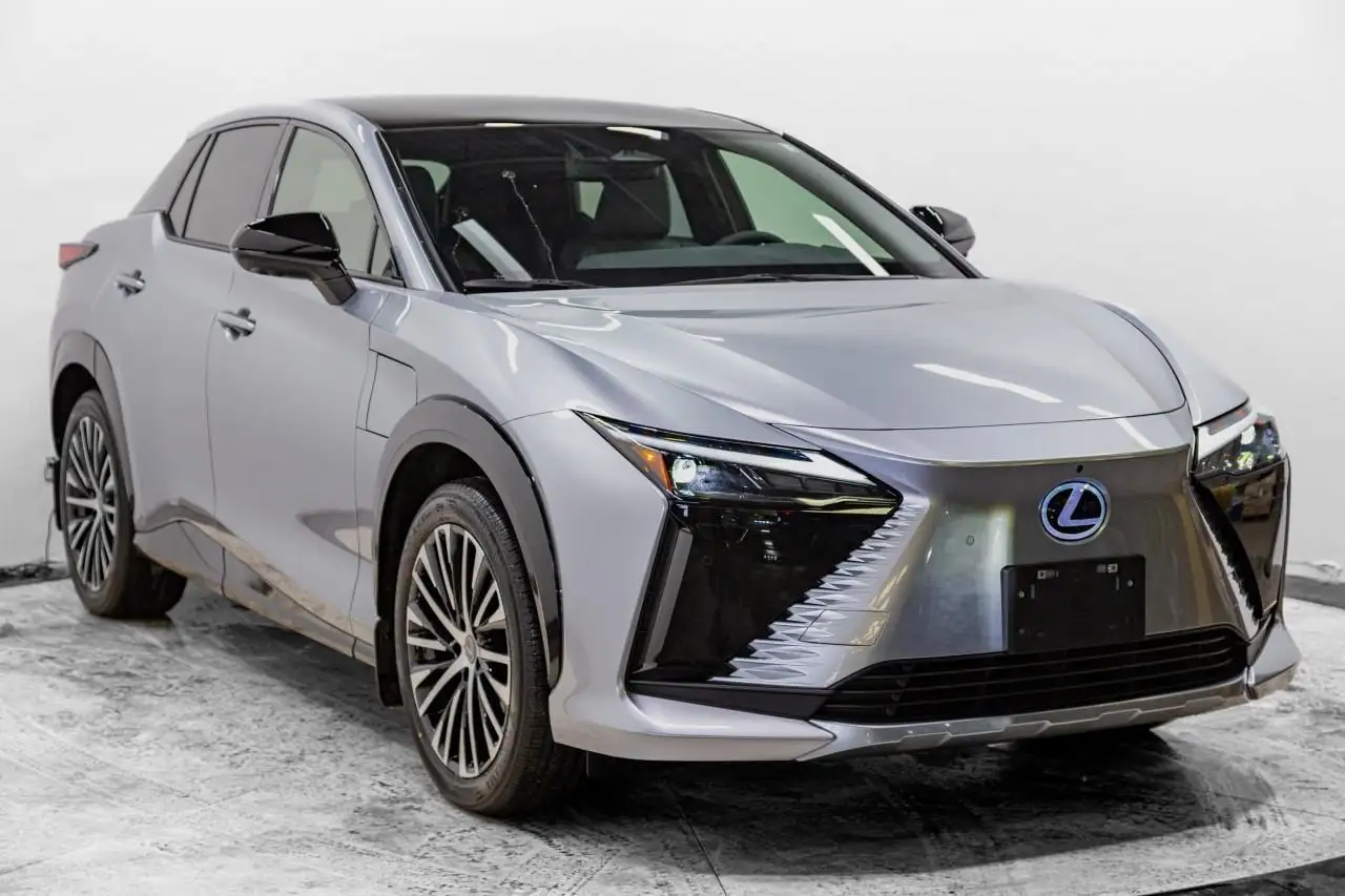 Lexus RZ